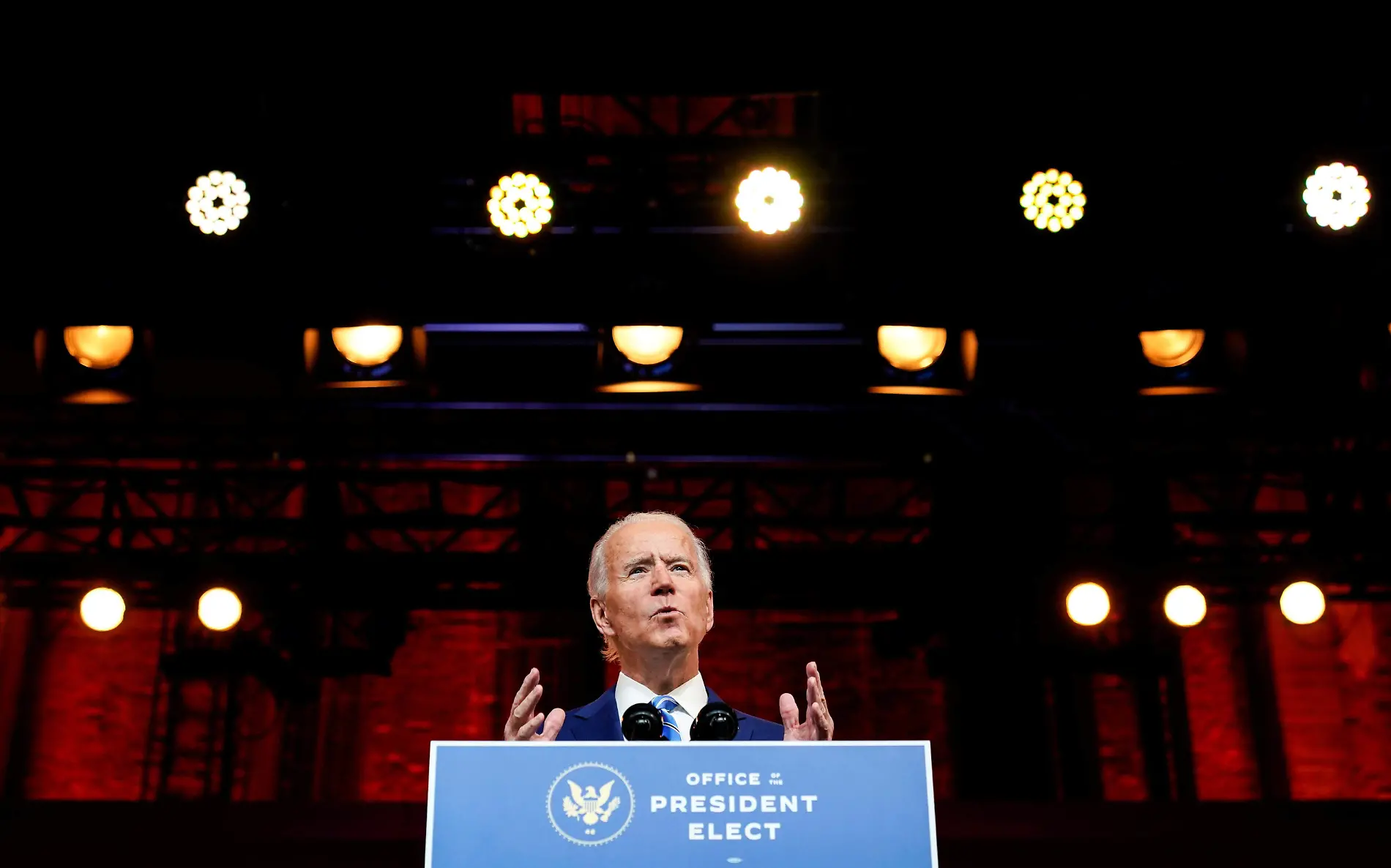 joe biden mujeres REUTERS